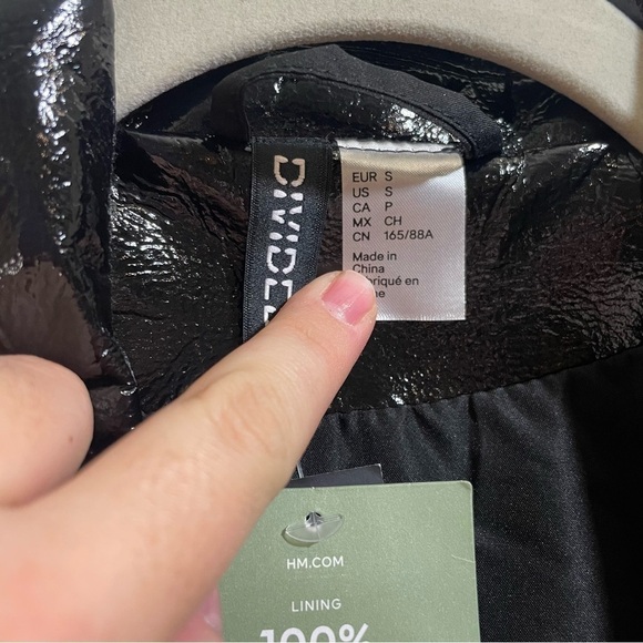 H&M NWT Black Patent Biker Jacket Oversized Small - Picture 6 of 7